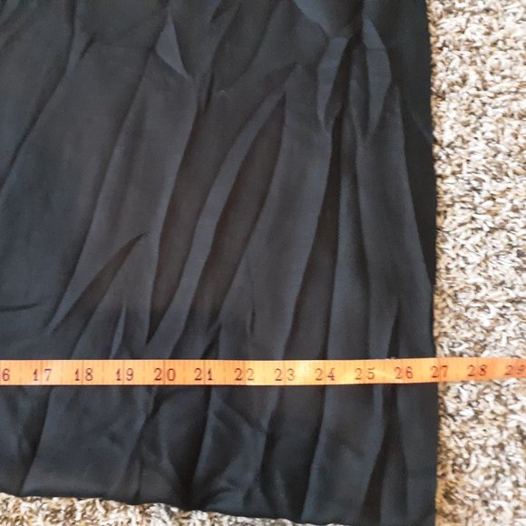 Cute 2 in 1 Scarf Black w/ Faux Fur EUC - Picture 14 of 14